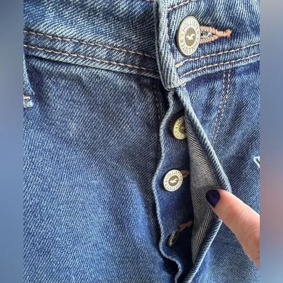 Hollister high rise mom shorts NWOT 26" - Picture 3 of 8